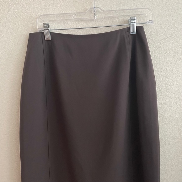 Talbots Skirt Women's Size 10 Charcoal Grey Midi Pencil Career Office Academia - Picture 2 of 4